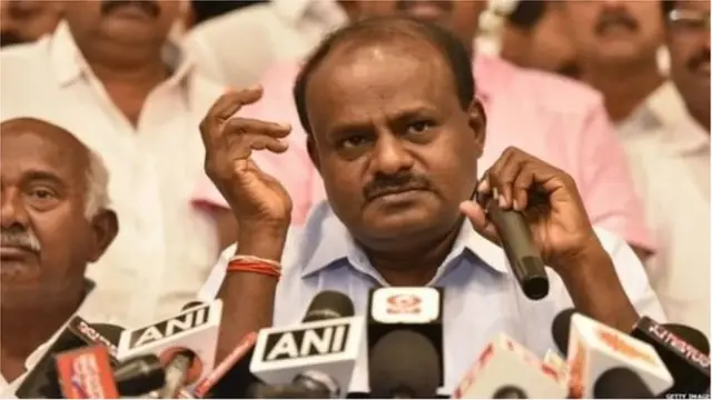 సర్కారును గట్టెక్కించే ఫార్ములా ఏంటి