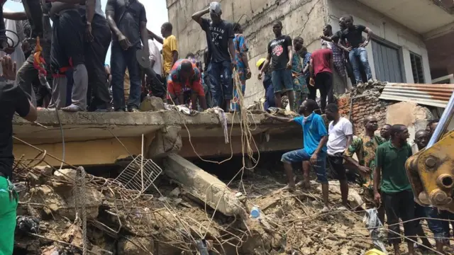 Di building wey collapse on Wednesday been dey part of building wey Lagos State goment plan to demolish