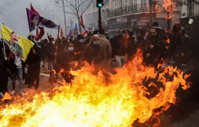 Incêndio no protesto