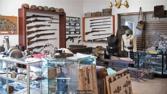 特里帕利塔基斯的藏品超过40000件，可预约参观。