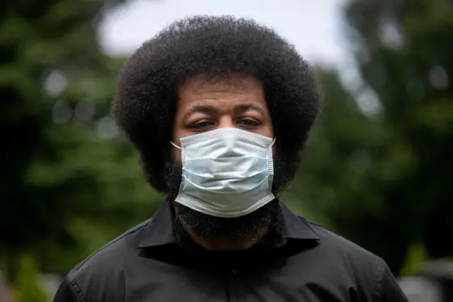 La pandemia también ha afectado desproporcionadamente a los afroestadounidenses.