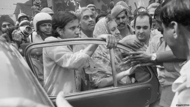 ਇੰਦਰਾ ਗਾਂਧੀ ਤੇ ਸੰਜੇ ਗਾਂਧੀ