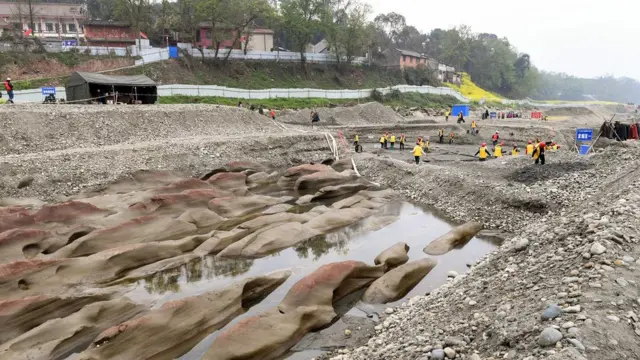 彭山江口沉银考古
