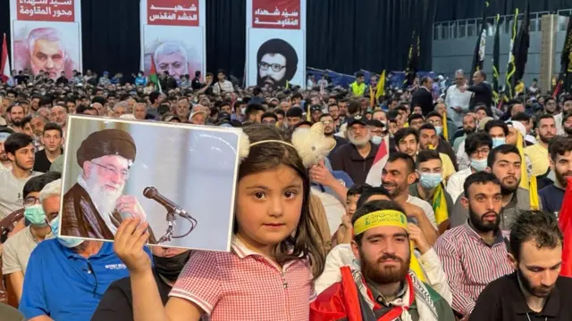 مراسم روز قدس در سالن شهداى ضاحيه، منطقه تحت كنترل حزبالله در حومه بيروت