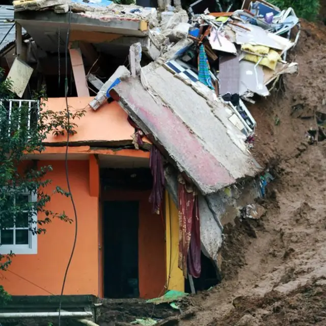 Los daños de la tormenta Earl