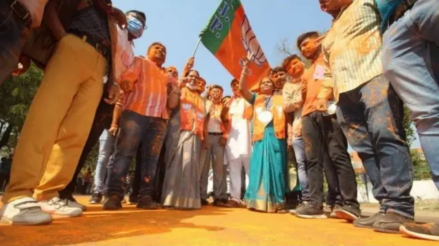 મ્યુનિસિપલ કૉર્પોરેશનની ચૂંટણીમાં વિજય બાદ ભાજપના કાર્યકરોમાં ઉત્સાહનો માહોલ