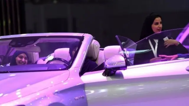 ښځه سعودي عربستان کې