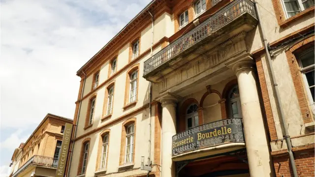 El antiguo Hôtel du Midi donde Azaña vivió sus últimos días.