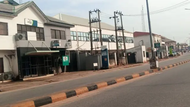 Ụlọakụ dị n'Awka