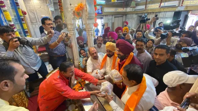 ਚਰਨਜੀਤ ਸਿੰਘ ਚੰਨੀ ਤੇ ਨਵਜੋਤ ਸਿੱਧੂ