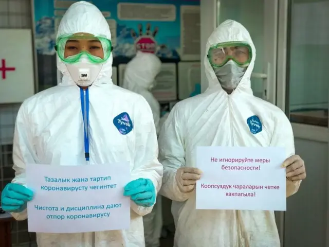 Кыргызстандыктар коомдук сайттарда коронавирус менен жалпы күрөшкө чакырган флешмоб өткөрүп жатат