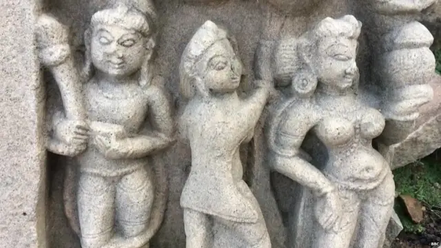 ਬਟੇਸ਼ਵਰ ਦੇ ਮੰਦਿਰਾਂ ਵਿੱਚ ਪੁਰਾਤਨ ਮੰਦਿਰ ਕਲਾ ਨਜ਼ਰ ਆਉਂਦੀ ਹੈ