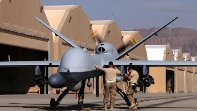 طائرة أمريكية مسلحة بدون طيار من طراز MQ-9 Reaper