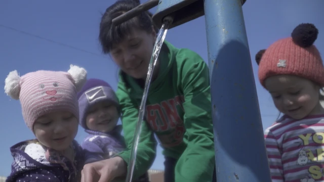 Министр труда сообщил, что около 80% семей, которые находятся за чертой бедности это семьи с детьми