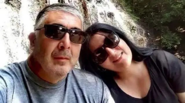 دايفيد وإيا راتياني