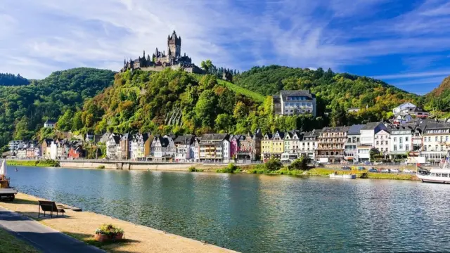 Almanların əksəriyyəti nizam-intizam məsələsini müzakirə etmir, çünki həmin qaydalar artıq onların qanındadır