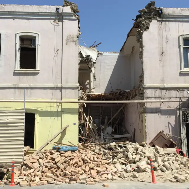 Bayılda sökülən evlər