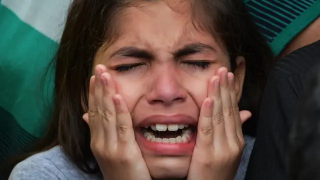 Niña llorando
