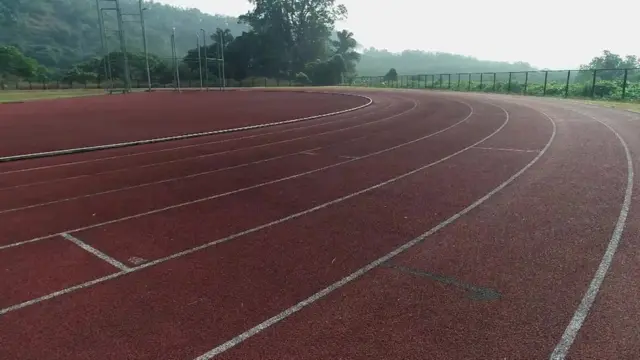 రన్నింగ్ ట్రాక్