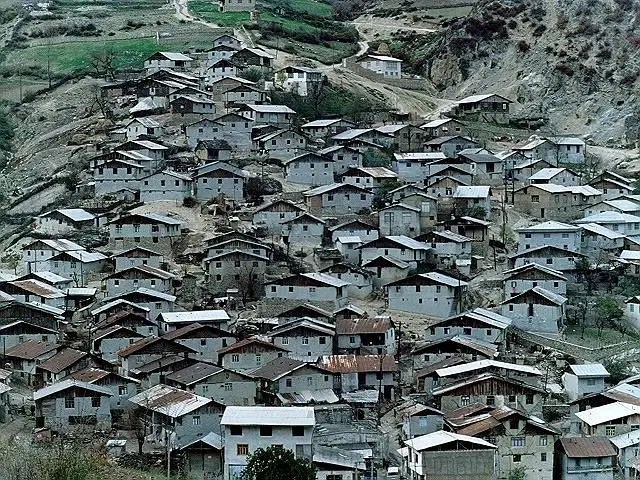 روستای زیارت