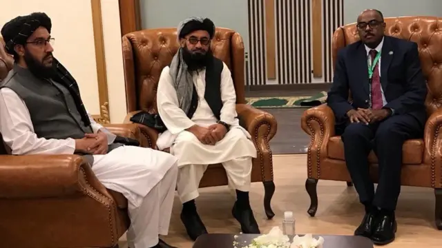 ओआईसी की बैठक में तालिबान का प्रतिनिधिमंल भी आया था