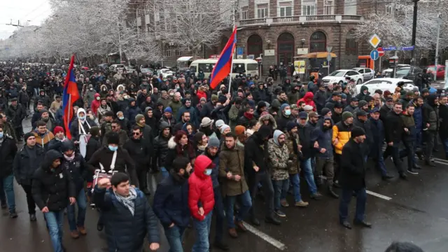 Ermənistanda etirazlar