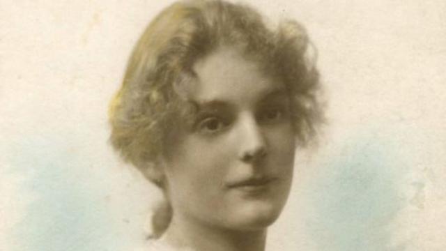 Мать Стэнли Андерхилла в возрасте 16 лет (1921 год)