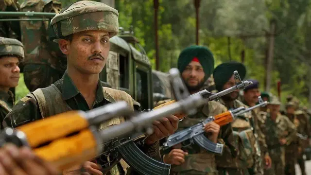 ஜம்மு காஷ்மீர்: என்ன நடக்கிறது அங்கே?- 10 தகவல்கள்