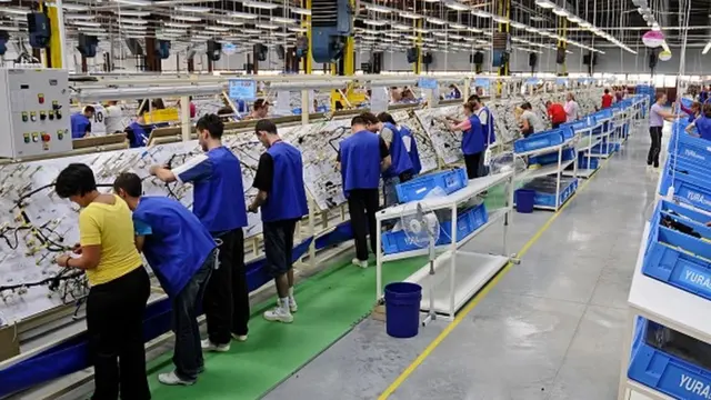 фабрика у Србији