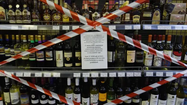 Алкогольная полка в магазине Волгограда