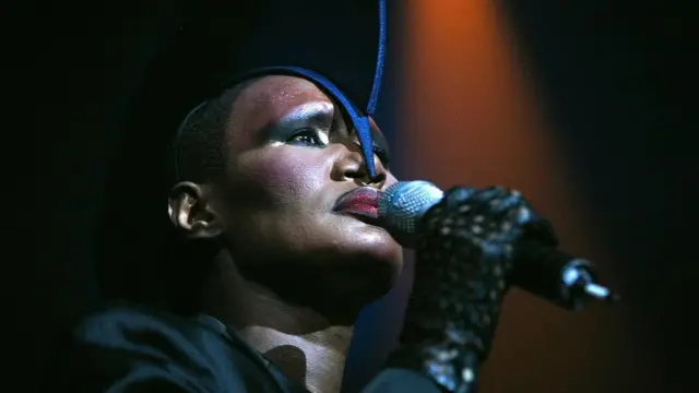 Džonsini koncerti su i dalje briljantni, iako je poslednji album Hurricane objavila 2008. godine