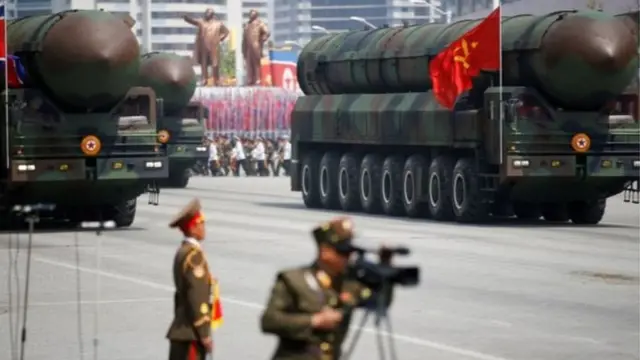 WWE qizlarining erotik fotosuratlari