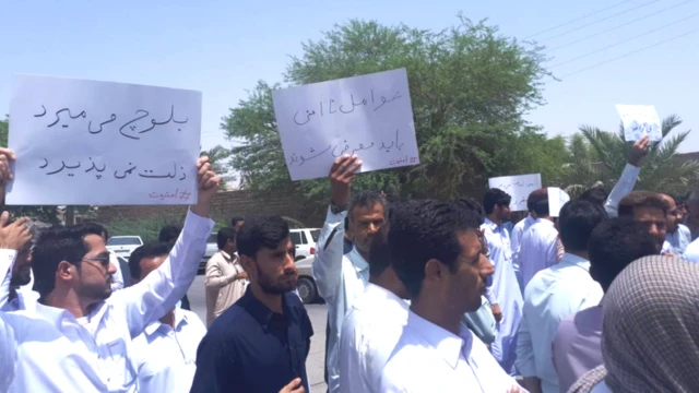 شعارهای تجمع اعتراضی مردان در ایرانشهر