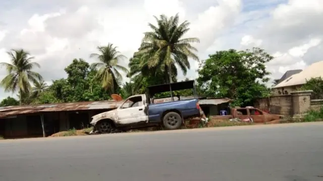 Ụgbọala a gbara ọkụ n'Ozubulu