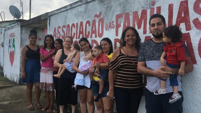 Associaçãosites para trader esportivofamíliassites para trader esportivocrianças com síndrome congênita da Zika