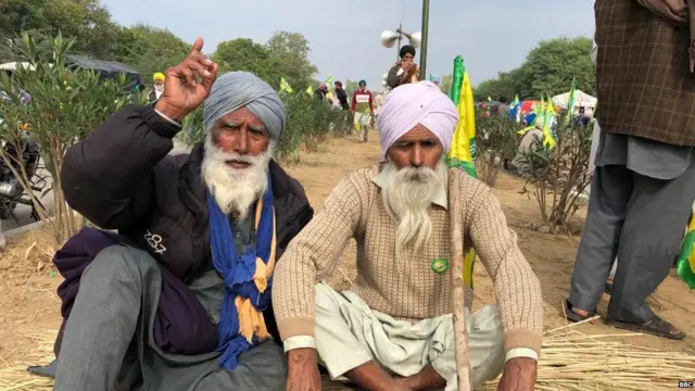 ਸੰਗਰੂਰ ਜ਼ਿਲ੍ਹੇ ਵਿੱਚ ਪੈਂਦੇ ਪੰਜਾਬ-ਹਰਿਆਣਾ ਬਾਰਡਰ ਖਨੌਰੀ ਉੱਤੇ ਬੈਠੇ ਕਿਸਾਨ