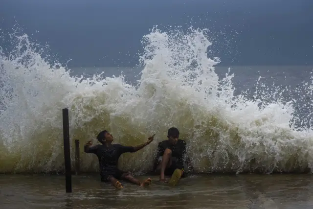 Marea alta en India