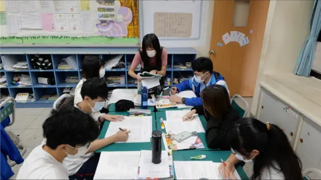 台灣高中生公民課