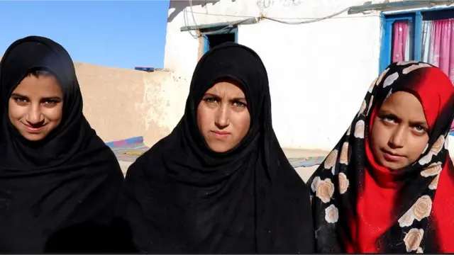 د میا خان لوڼې