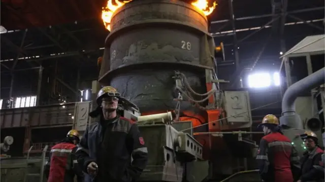 Українська промисловість, на відміну від аграрного сектора, не зростає