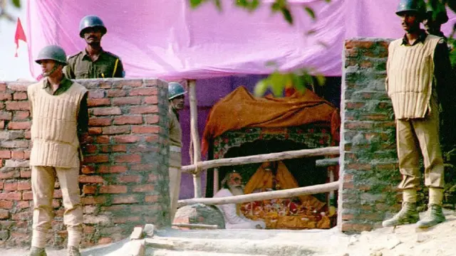 அயோத்தியில் இருக்கும் ராமர் கோயில்