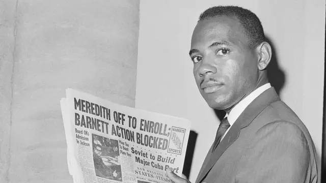 Mississippi Üniversitesi'ne kaydolan ilk Afro-Amerikalı öğrenci, James Meredith.