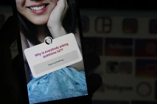 Seringkali pengguna media sosial tak menyadari ada data pribadi mereka yang diunggah untuk publik di akun media sosial mereka.