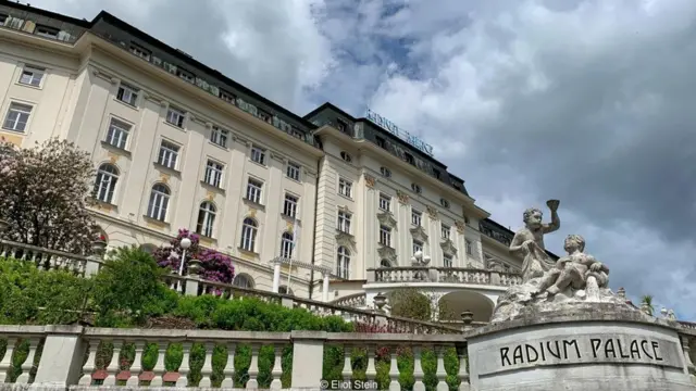 அமெரிக்க டாலரை வடிவமைத்த சிறிய நகரத்தின் நீண்ட வரலாறு