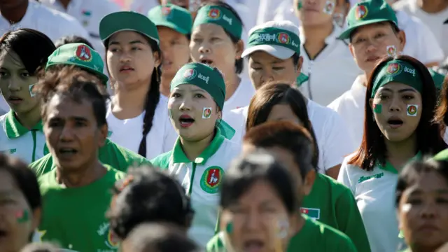 ပြည်ခိုင်ဖြိုးရဲ့ အနာဂတ်အတွက် အရပ်သားမျိုးဆက်သစ်တွေကို ပြောရေးဆိုခွင့်တွေ၊ လုပ်ပိုင်ခွင့်တွေ လွှဲပေးနေပြီလို့ ဦးသန်းဌေးက ပြောပါတယ်။