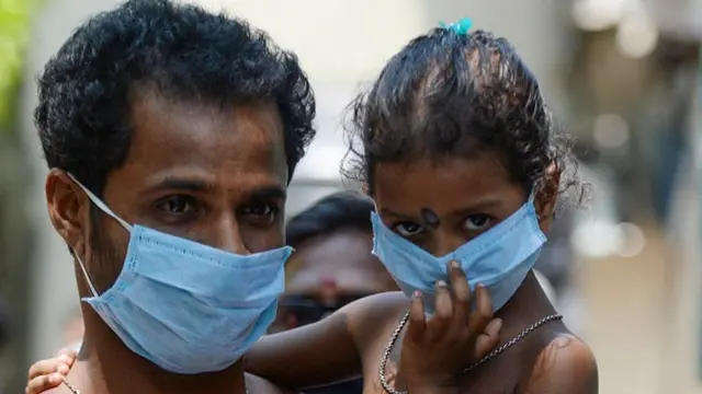 కార్మికులు