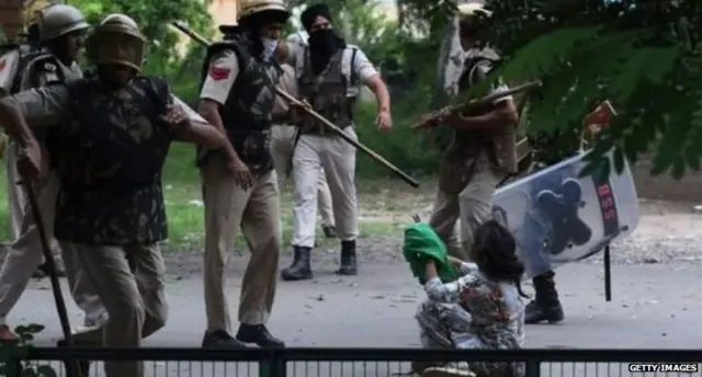 मनोहर लाल खट्टर, हरियाणा, बीजेपी, गुरमीत राम रहीम सिंह, डेरा सच्चा सौदा