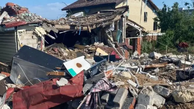 Мариуполда вайрон этилган биноларнинг 90 фоизи турар-жой биноларидир