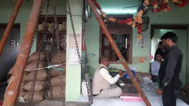 नोटबंदी से परेशान व्यापारी