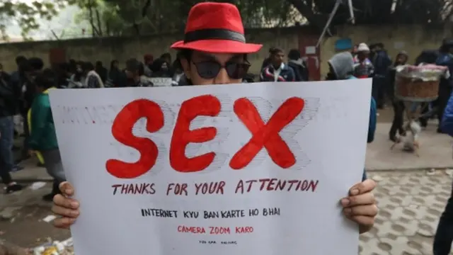 जगह-दिल्ली: ध्यान देने के लिए शुक्रिया ;)